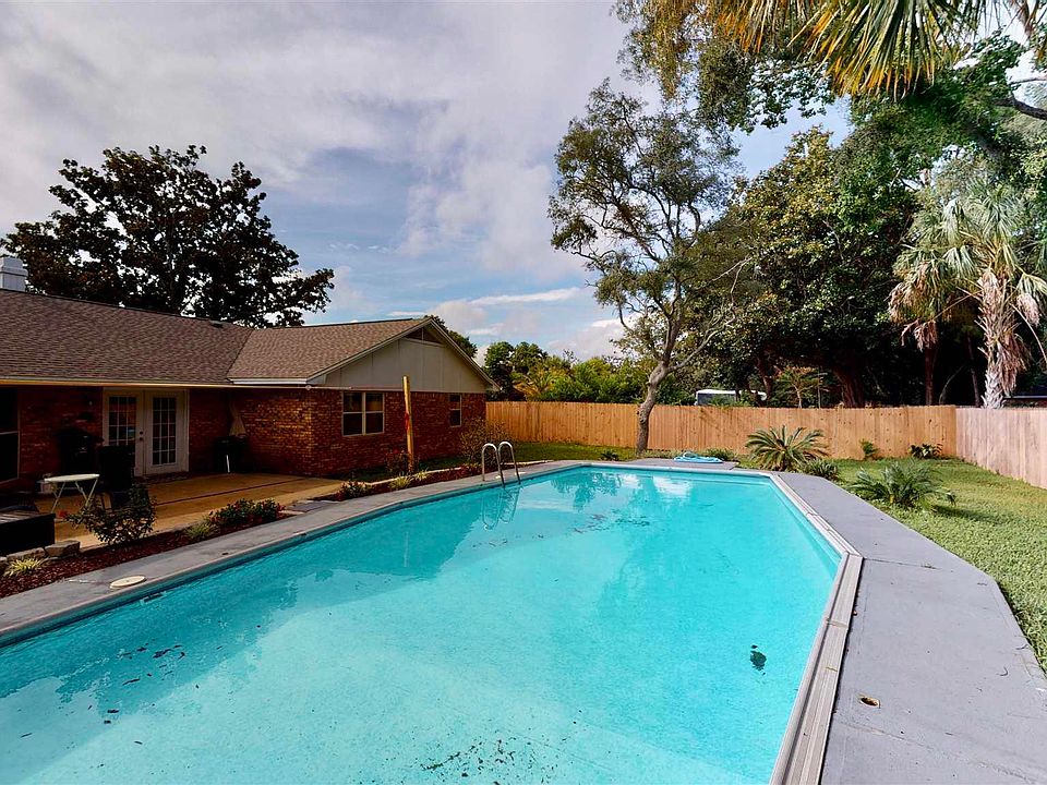 222 Florida Ave, Gulf Breeze, FL 32561 Zillow
