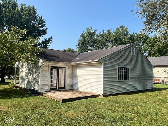 5th image of 2208 Friendship Dr