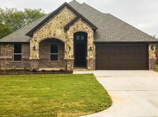 2422 Kuykendall Dr, Arlington, TX 76001