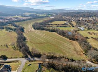 86 Jordan Rd NE, Huntsville, AL 35811