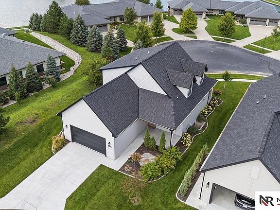 5th image of 7727 S 94th Bay