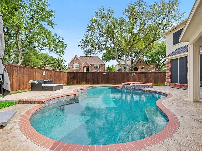 2515 Masters Dr — Photo 36