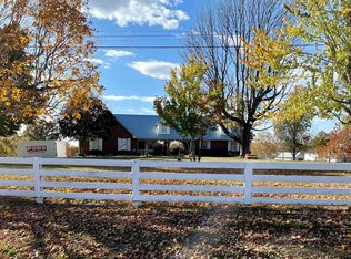 2075 Guynn Rd, Paint Lick, KY 40461