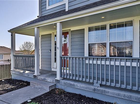 2nd image of 5705 Marion Ct