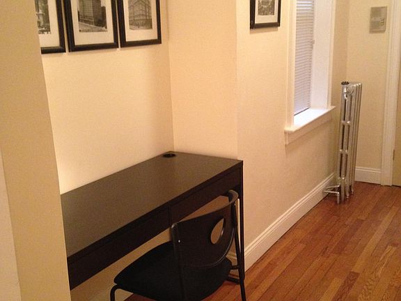 2nd image of 821 Bergen Ave #2