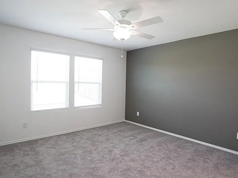 2043 Pleasant Knoll Cir — Photo 7