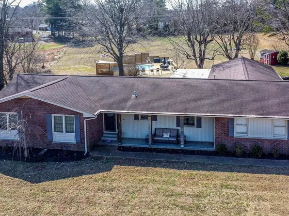 6015 Merrydale Dr, Paducah, KY 42003