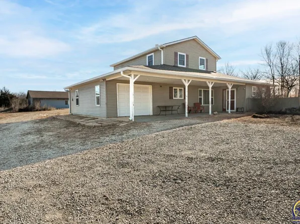 6816 Butler Rd, Meriden, KS 66512