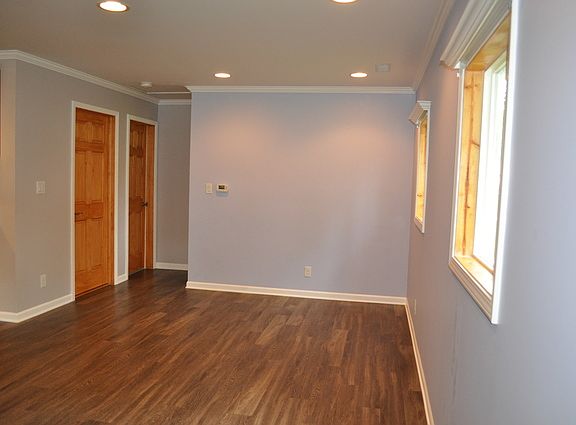 3rd image of 42532 N Woodbine Ave