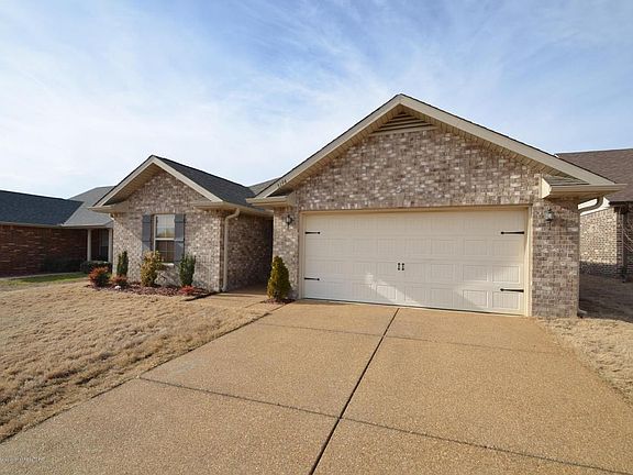 3rd image of 3194 James Robert Dr