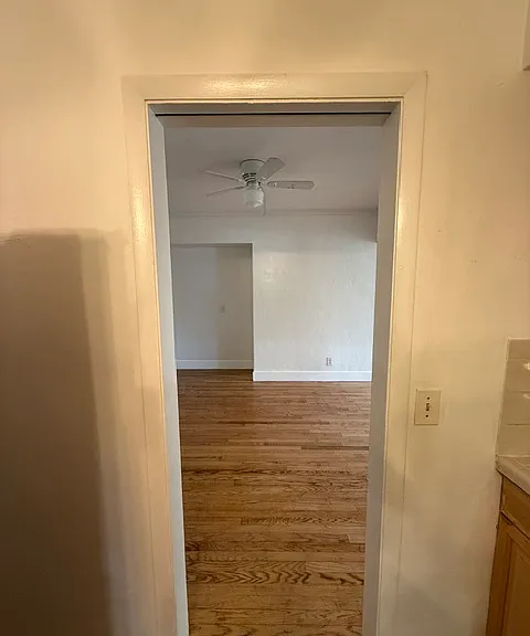 1545 Mantua Ave — Photo 11