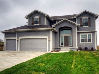 19226 W 210th St, Spring Hill, KS, 66083