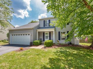 819 Burning Trl, Carol Stream, IL 60188