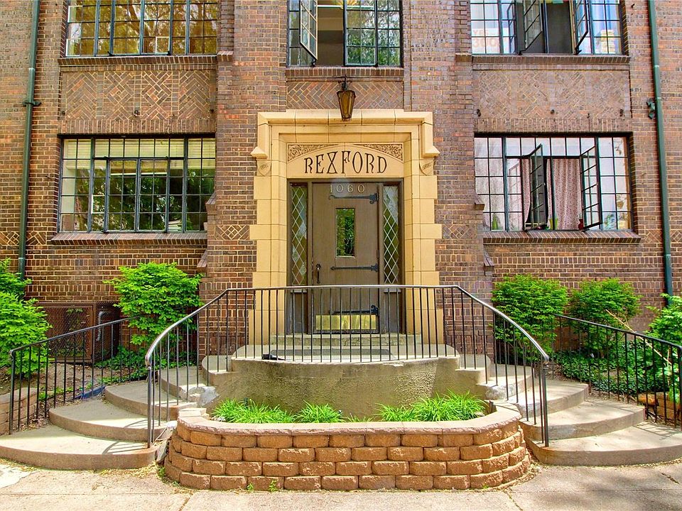 1st image of 1060 N Washington St APT 101