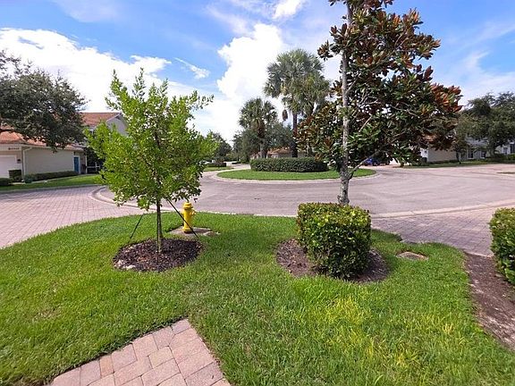 2nd image of 6355 Lexington CT #201