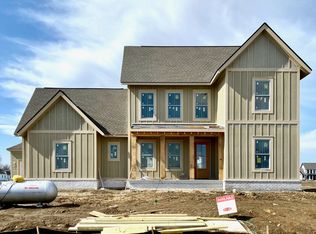15888 Nocturne Dr, Westfield, IN 46074