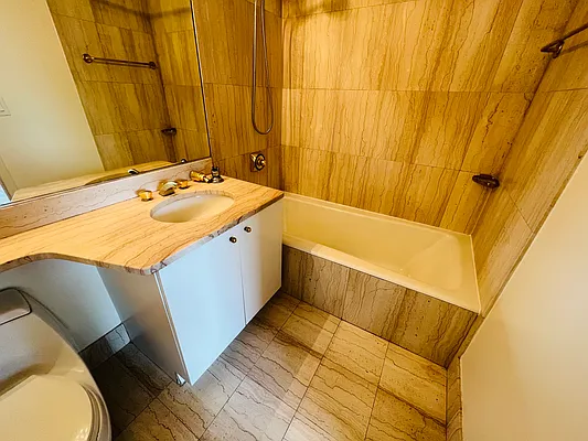 Rented by Living Quest Real Estate Inc. | media 22