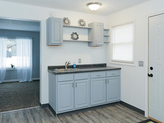 2129 Leigh Ave-105