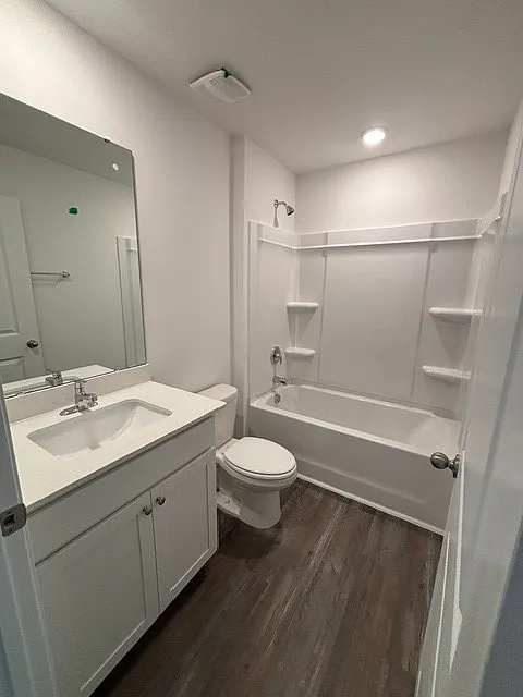 45 Sweet Meadow Road - 1 — Photo 3
