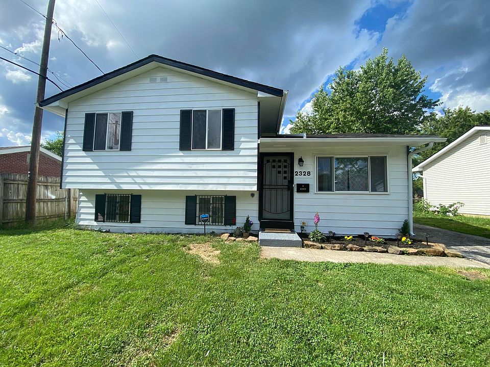 1st image of 2328 Edenburgh Dr S