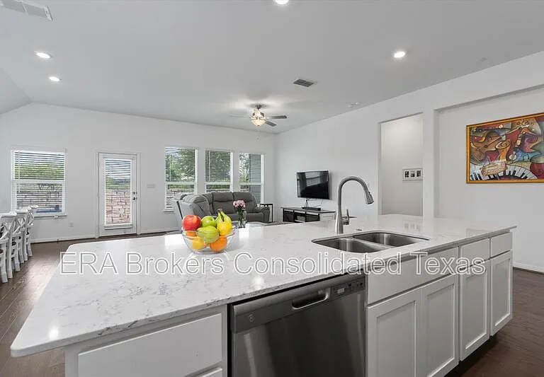 12215 Coronilla Bnd — Photo 11