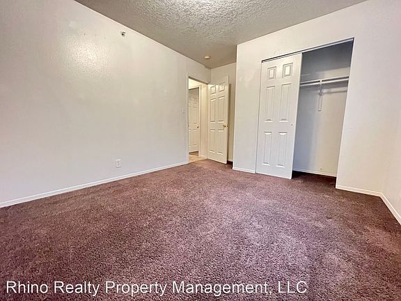 5th image of 1013 Alvarado Dr SE APT 4