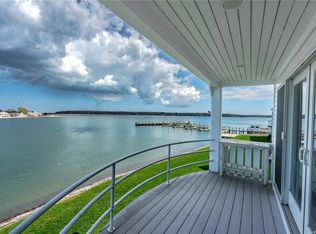 36B Stirling Cv, Greenport, NY 11944