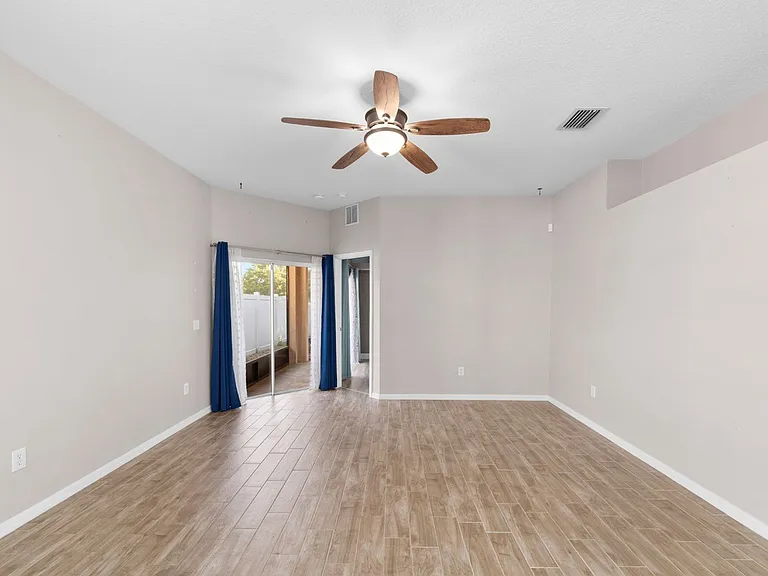 6207 Kiteridge Dr — Photo 10