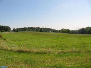 5040 Chelsea Dr, Mohnton, PA 19540