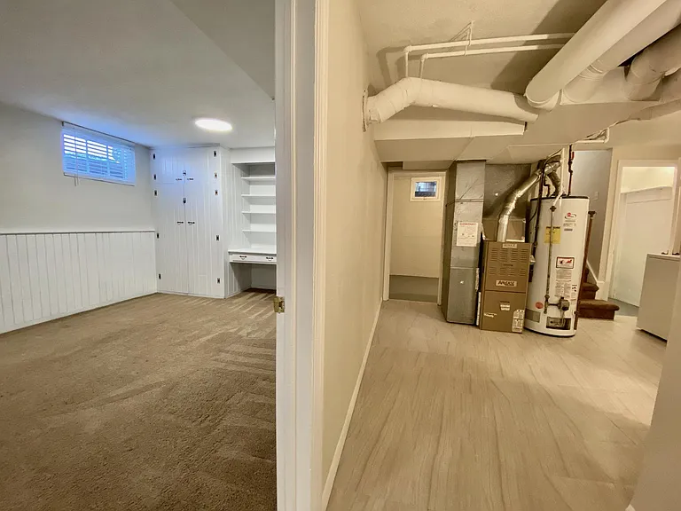 2765 S Franklin St — Photo 37