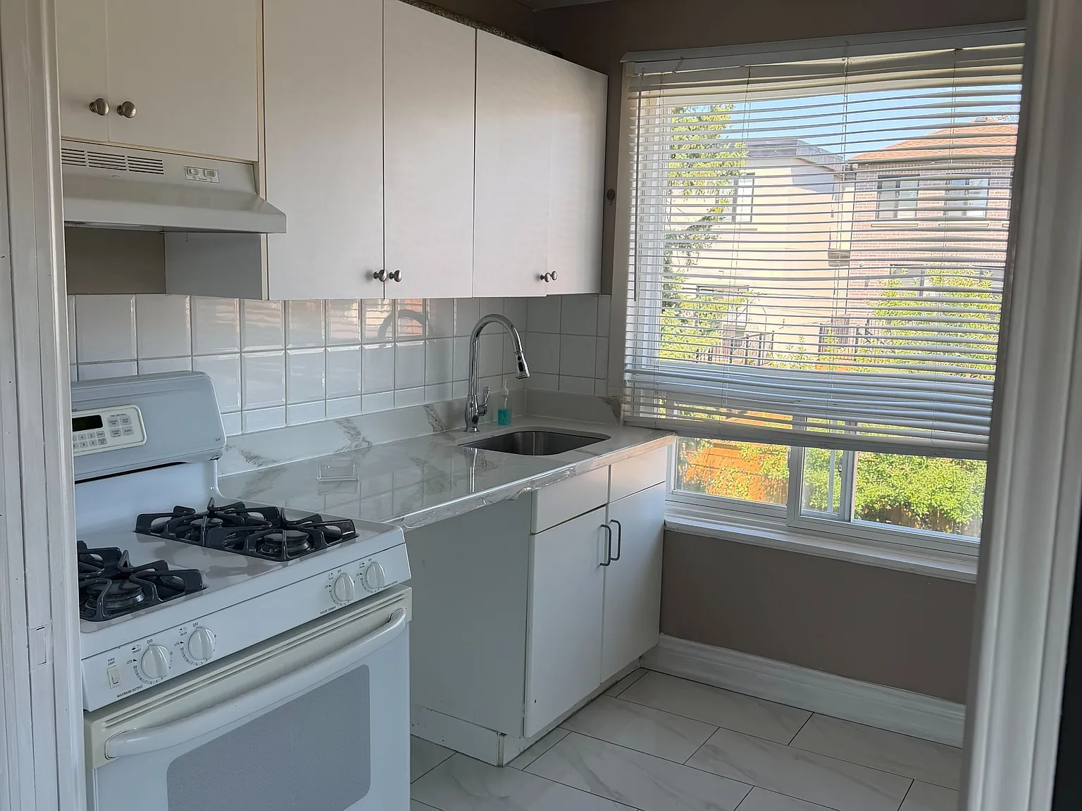 2 bed, $2,095 — Photo 3