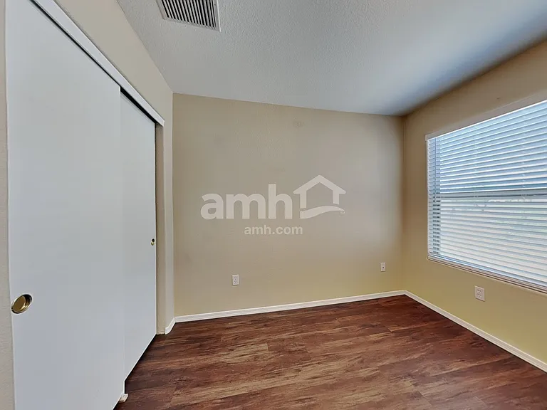 2435 W Waterway Pl — Photo 15
