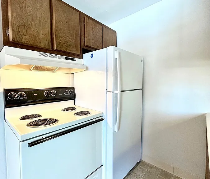 W Clearview Dr — Photo 16