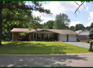 272 Treasure Cv, Ballwin, MO 63021