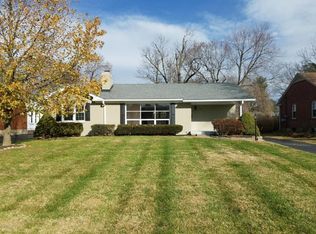 719 Indian Ridge Rd, Windy Hills, KY 40207