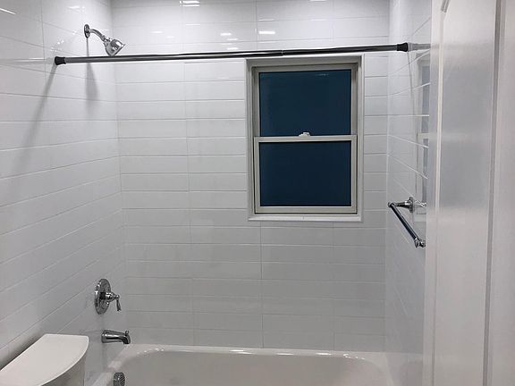 4th image of 91 Mallory Ave #1