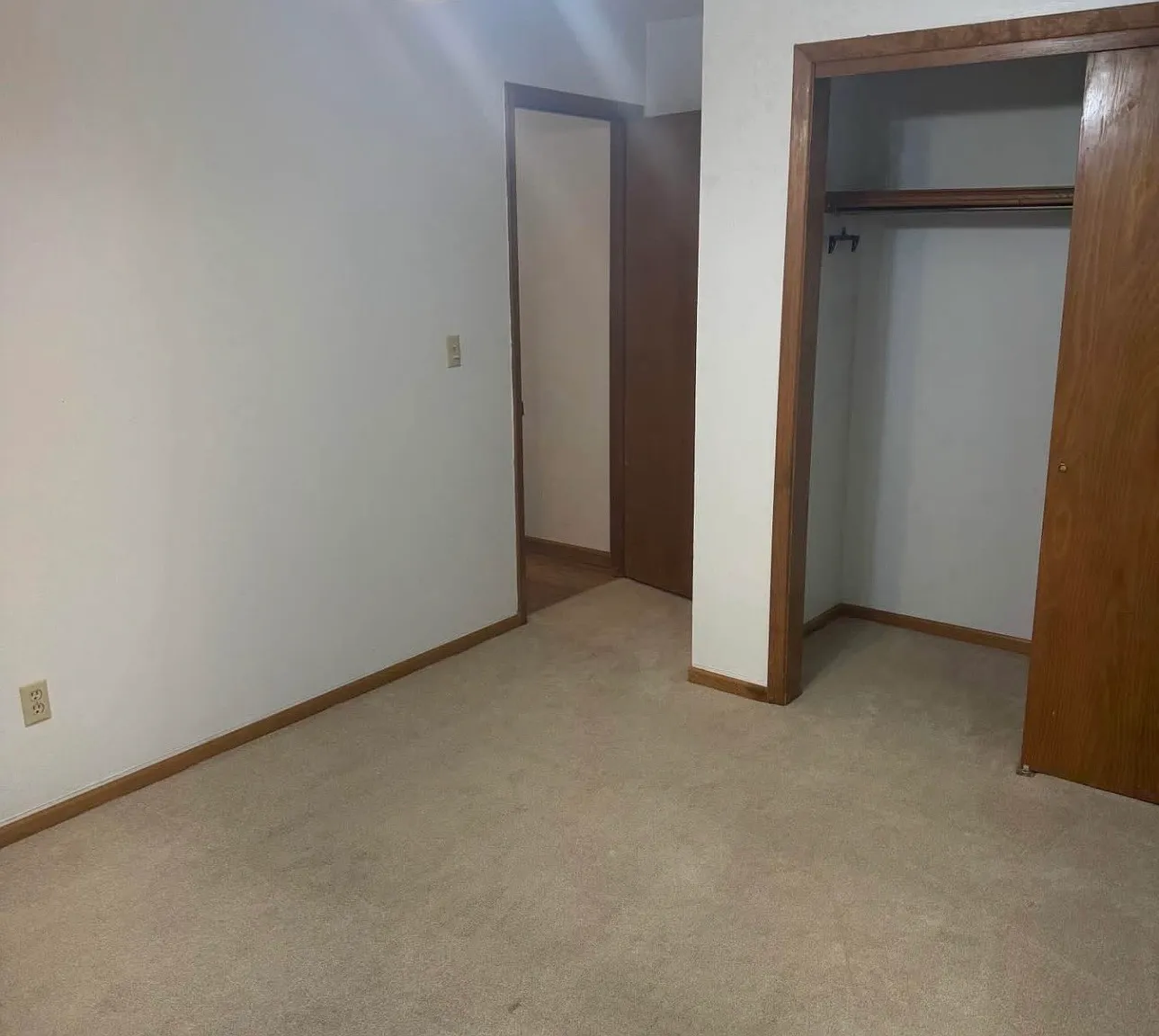 3 bed, $850 — Photo 4