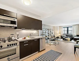 Rented by Manhattan Realty Group