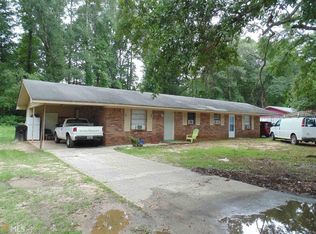 802 Jesters Lake Dr, Jonesboro, GA 30236