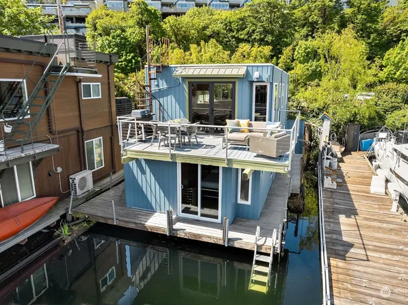 2420 Westlake Avenue N #3, Seattle, WA 98109