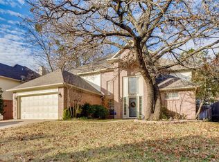 6010 Red Fern Dr, Arlington, TX 76001