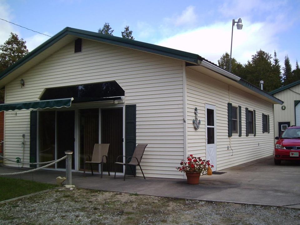 1st image of N4083 N Saint Martins Pt