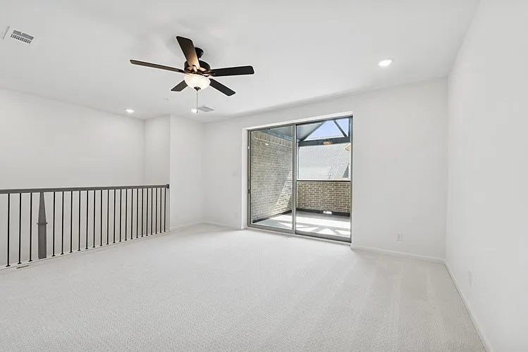 4839 Fuller Dr #703 — Photo 22