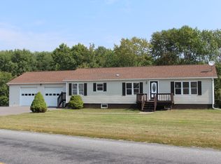 8454 W Loop Rd, Port Byron, NY 13140