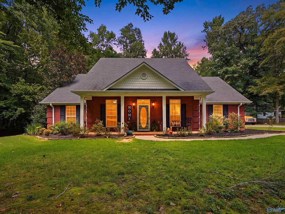 1st image of 708 Norton Dr