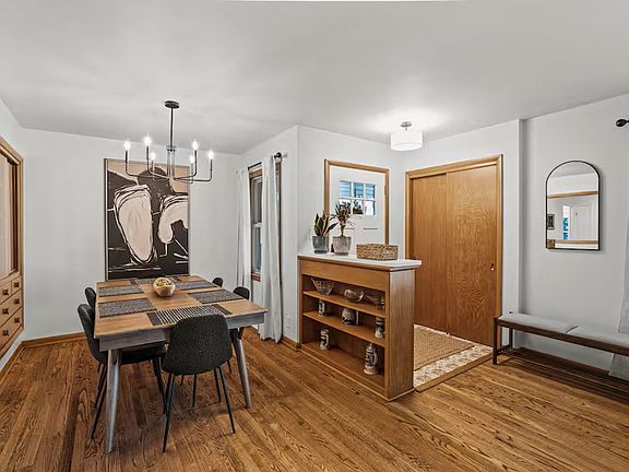 3rd image of 124 Genesee St