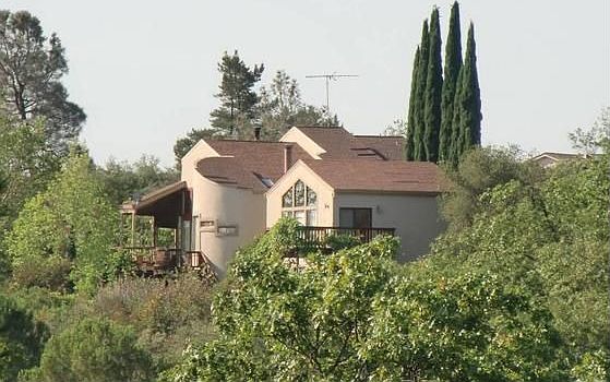 1st image of 3741 Loma Dr