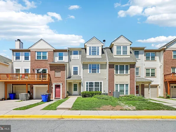 141 N Duke Dr, Sterling, VA 20164