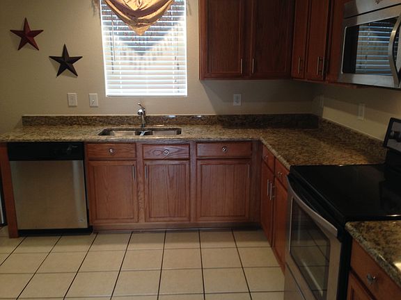 Granite & Stainless Kitchen