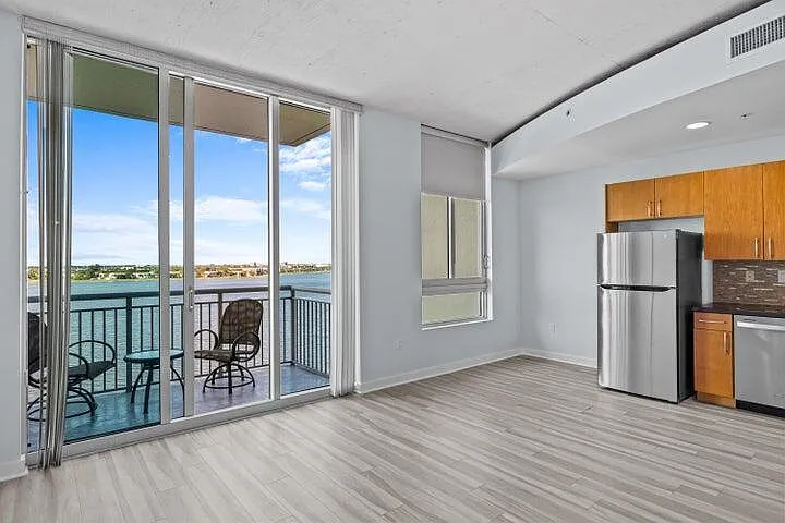 300 S Australian Ave #808 — Photo 16